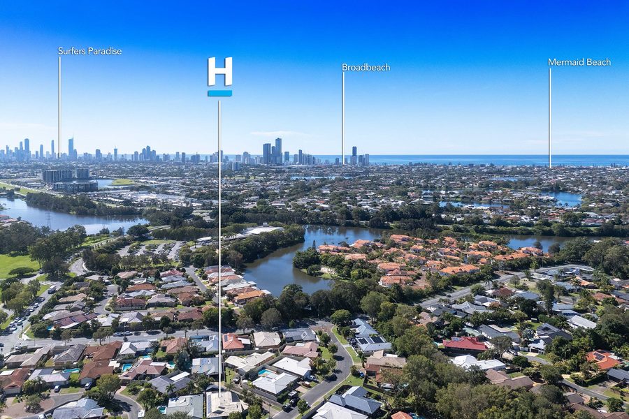 13 Ripponlea Street, Robina — sold $1,350,000 in seven days, above range.