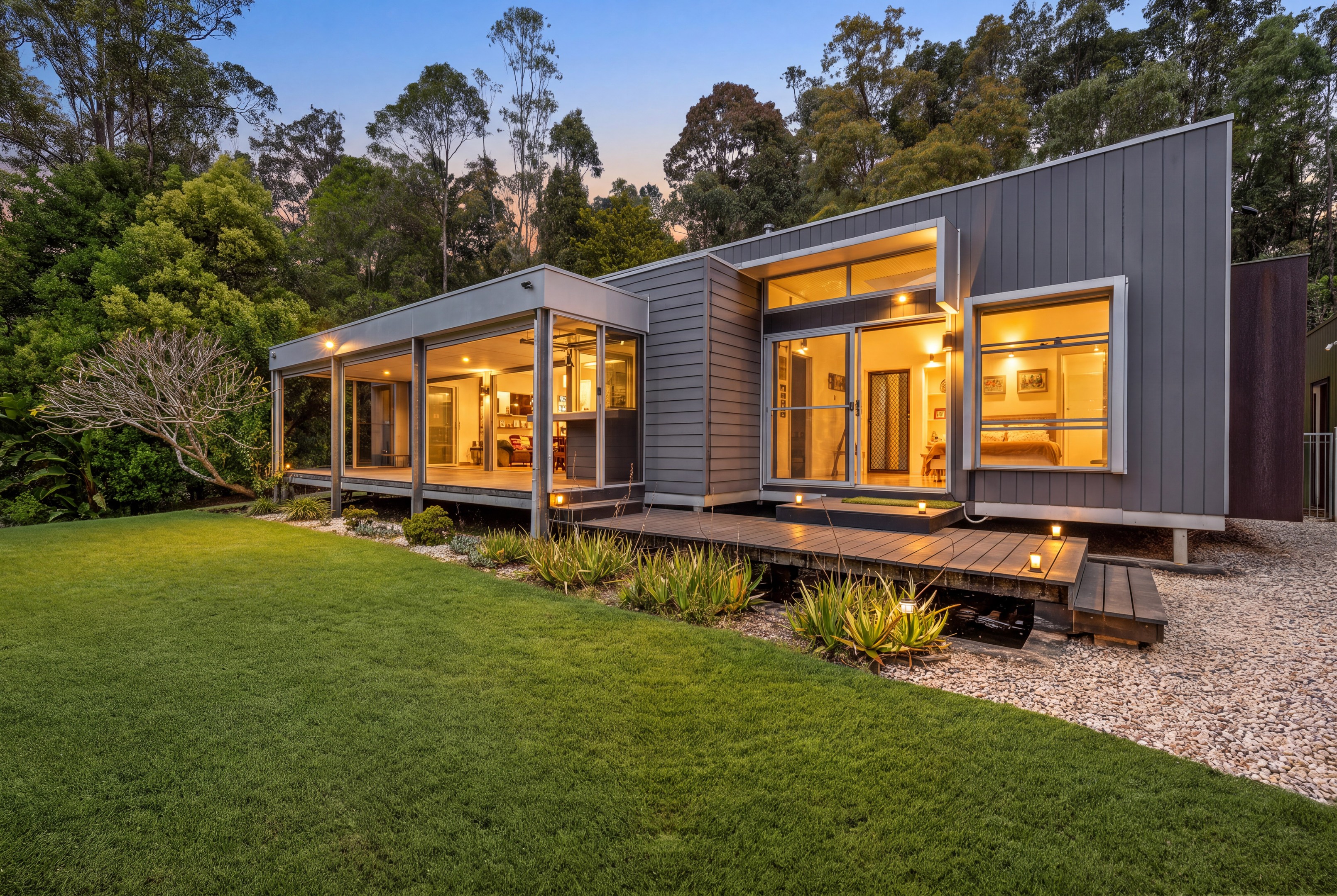 2 Sunray Drive