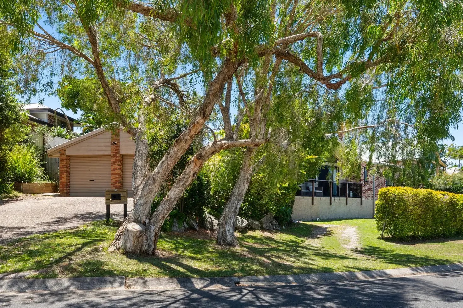 38 Beaconsfield Drive