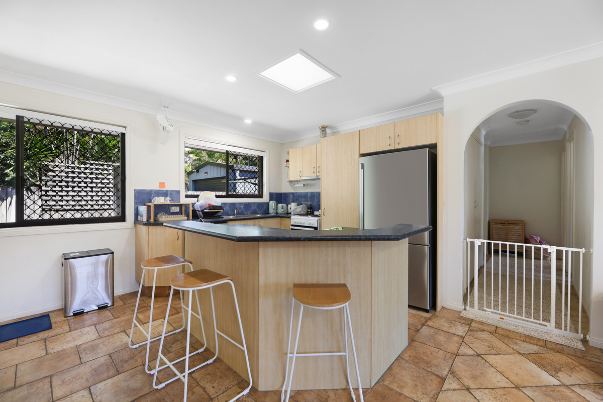 2/5 Shrike Court