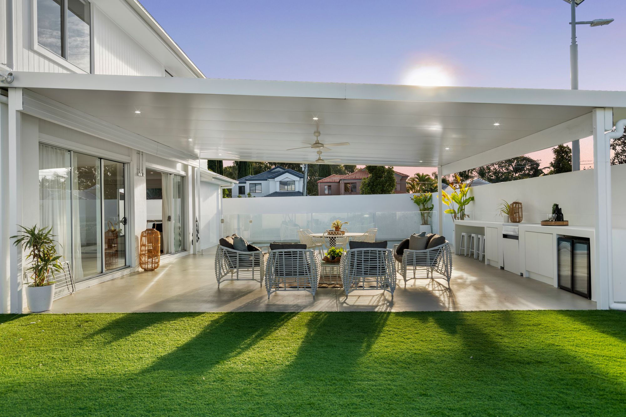 16 Montserrat Crt