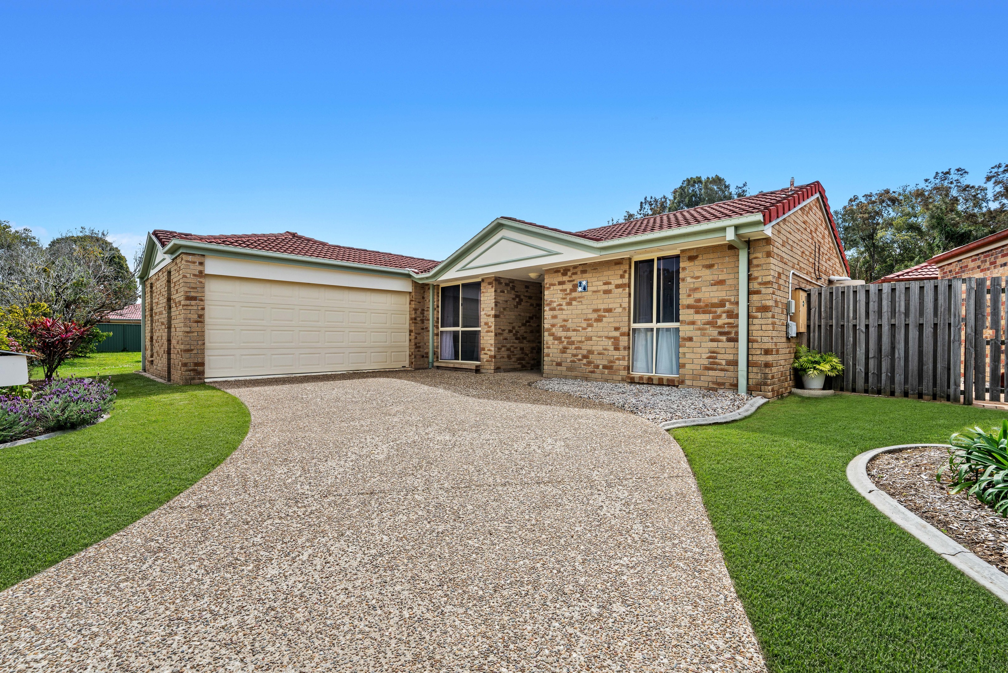 24 Silver Glade Drive