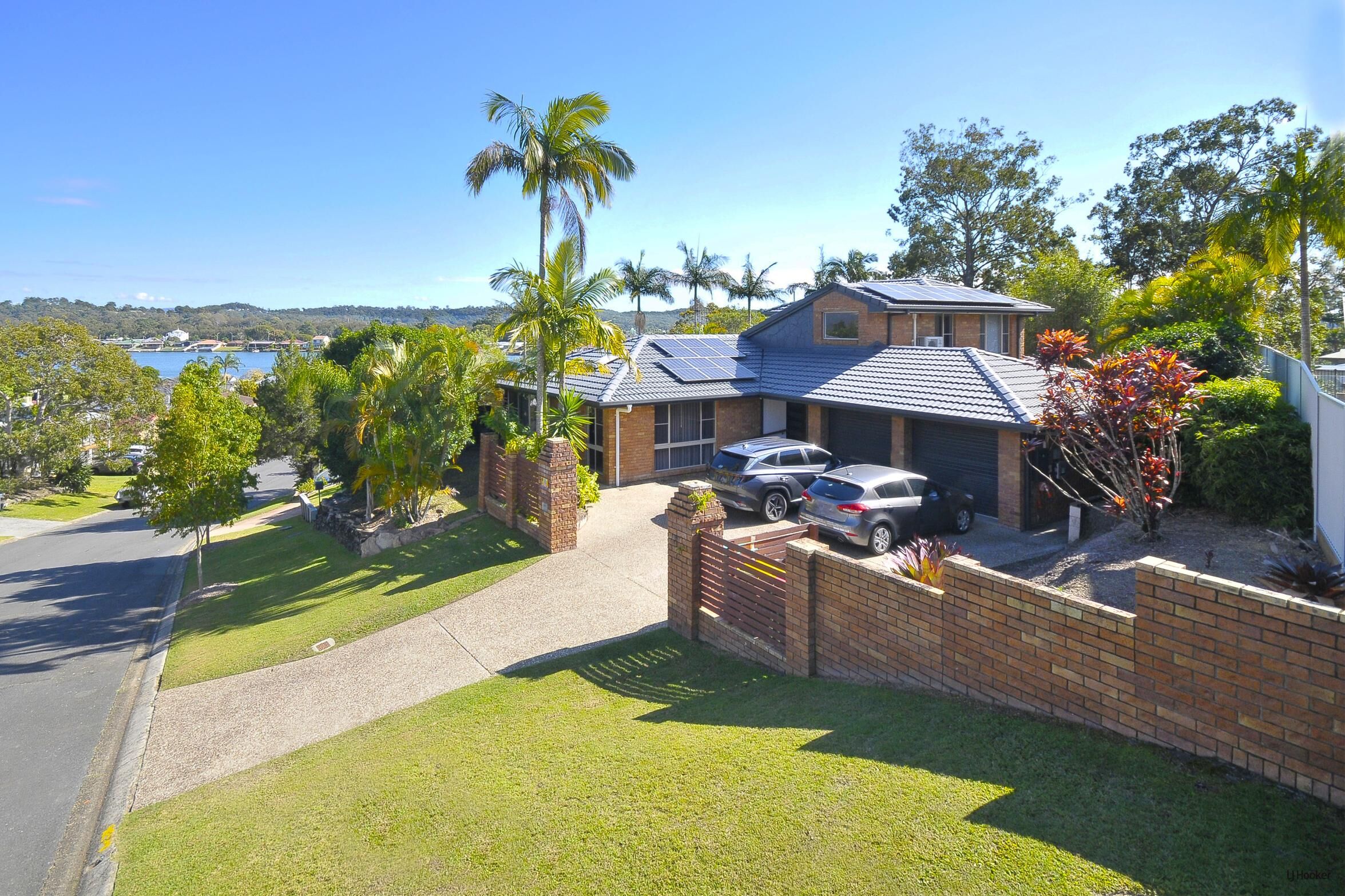 12 Currant Street