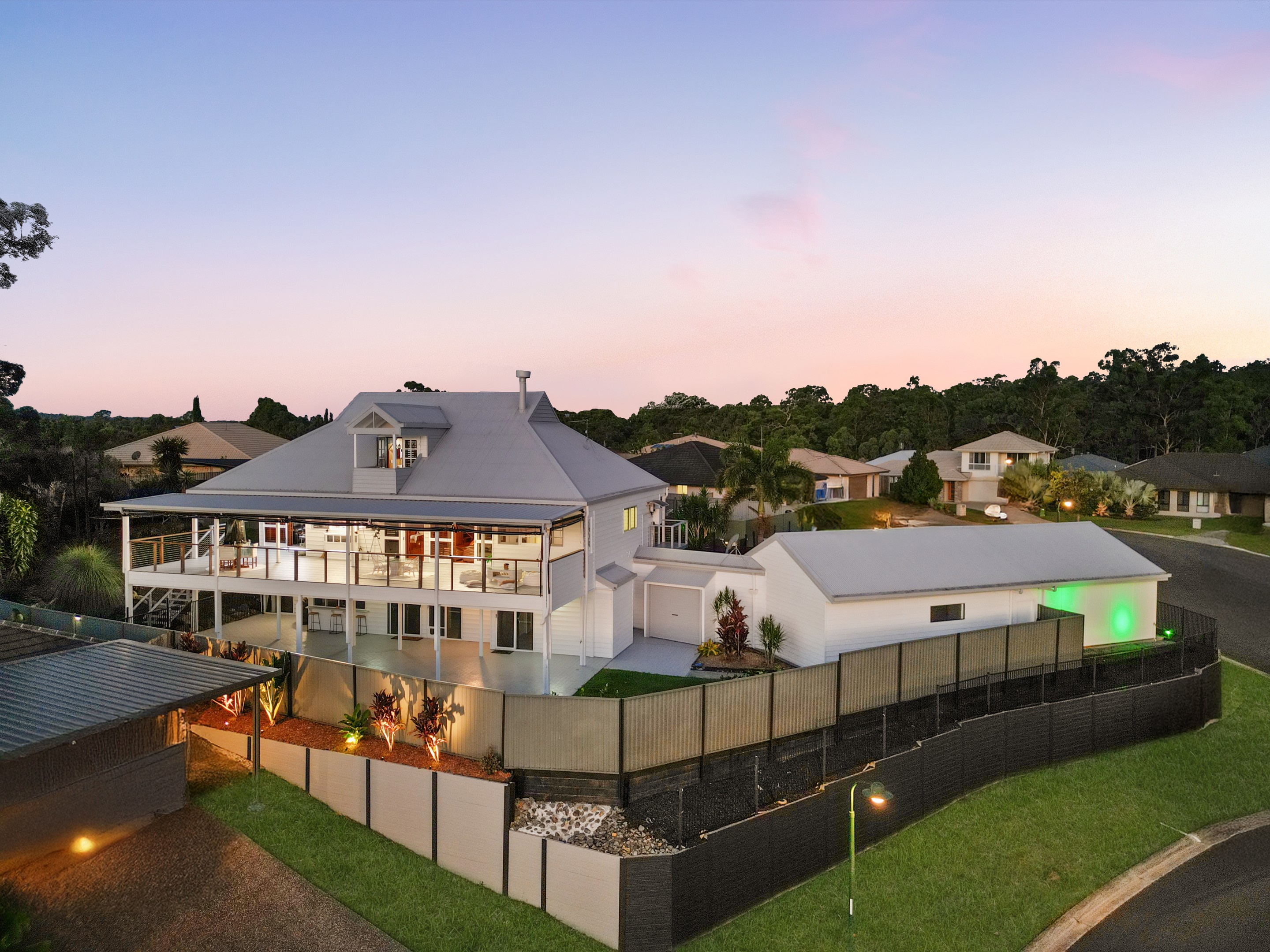 2 Carmel Close