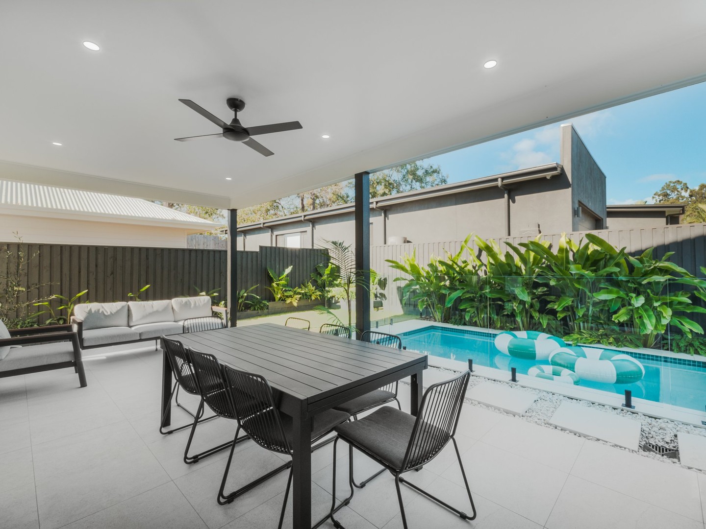21 Millmaxx Court