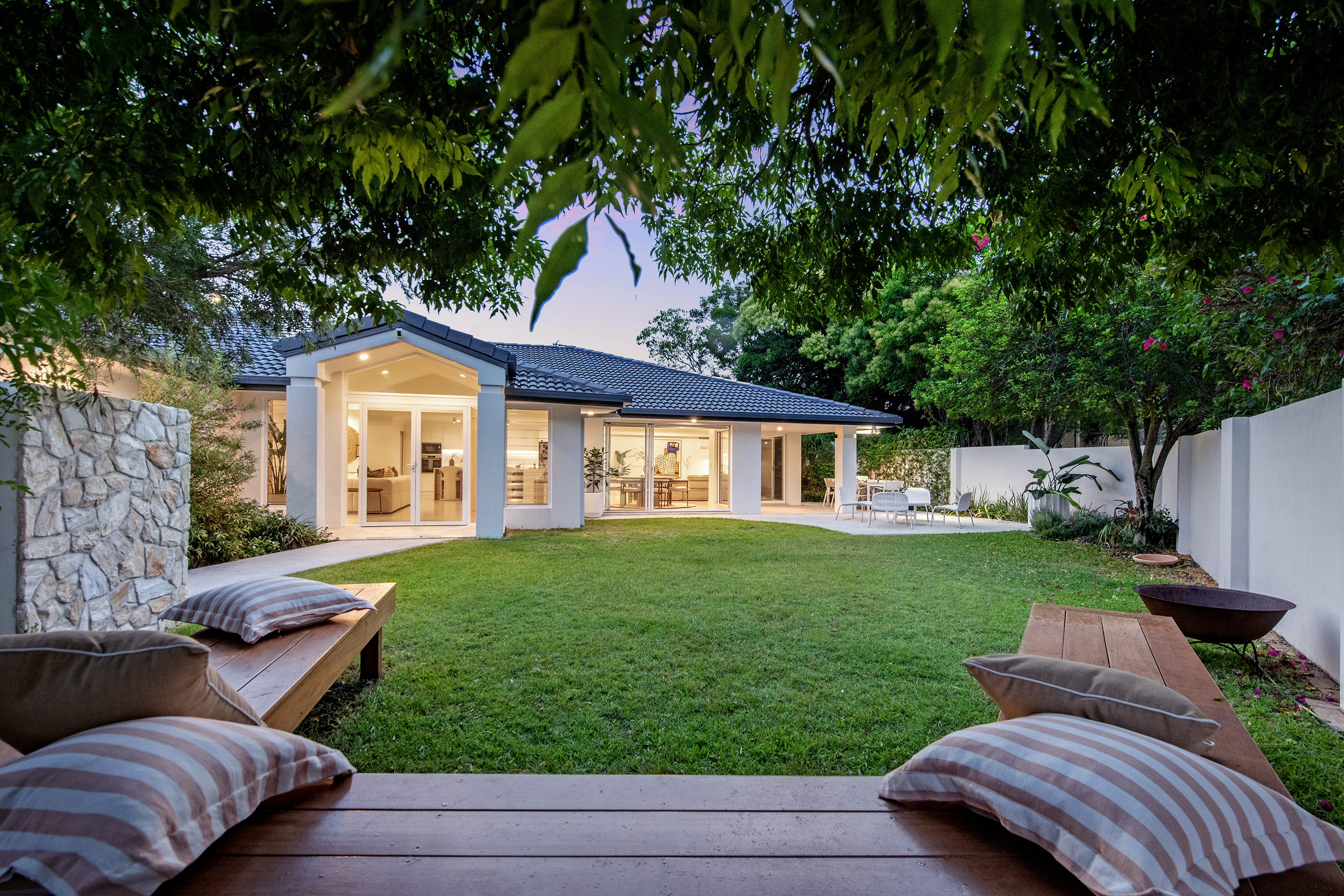 25 Karabella Court