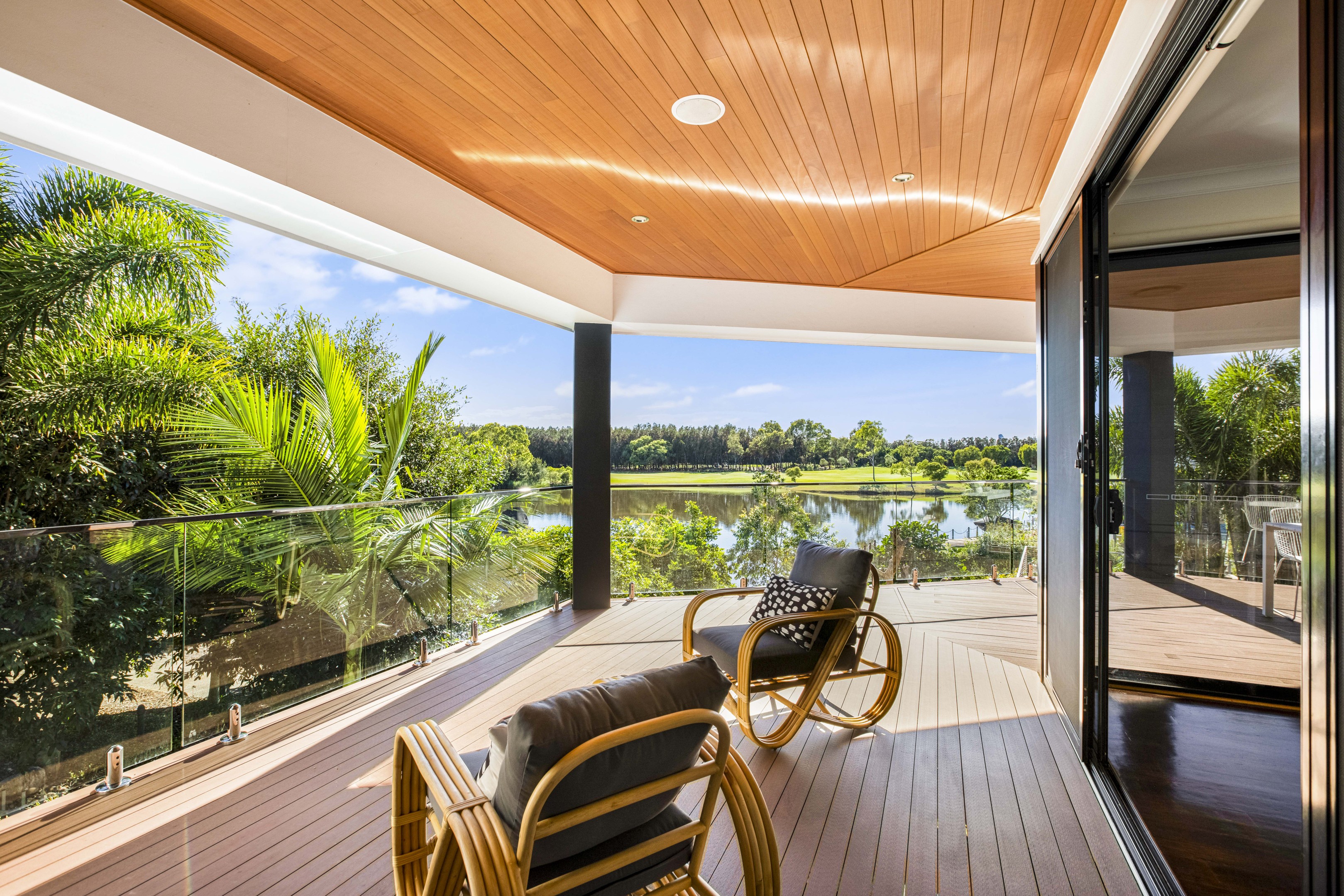 6 Nicklaus Court