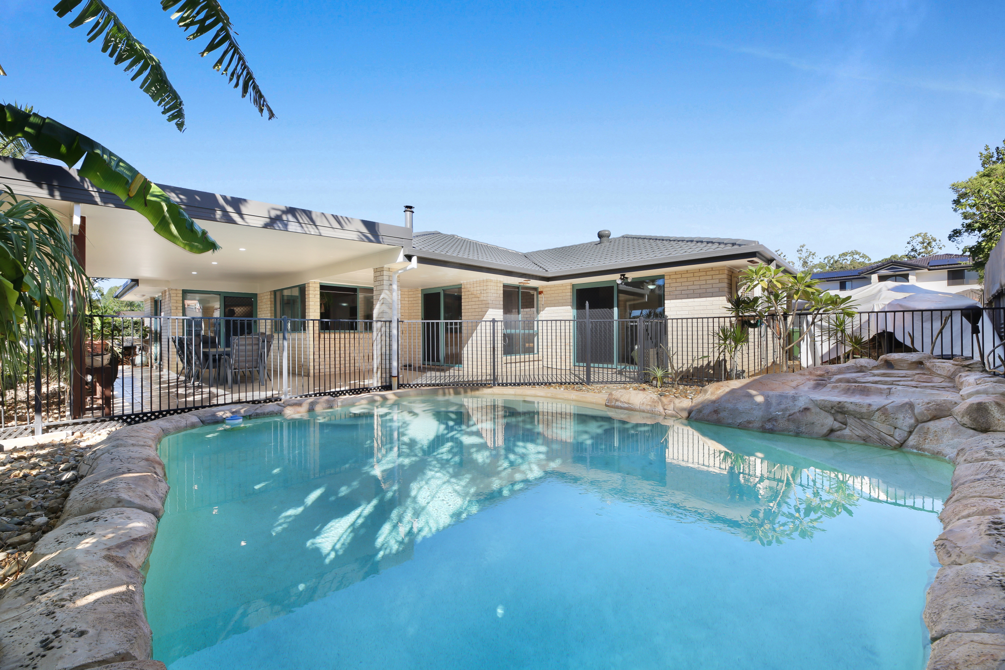12 Stockman Crescent