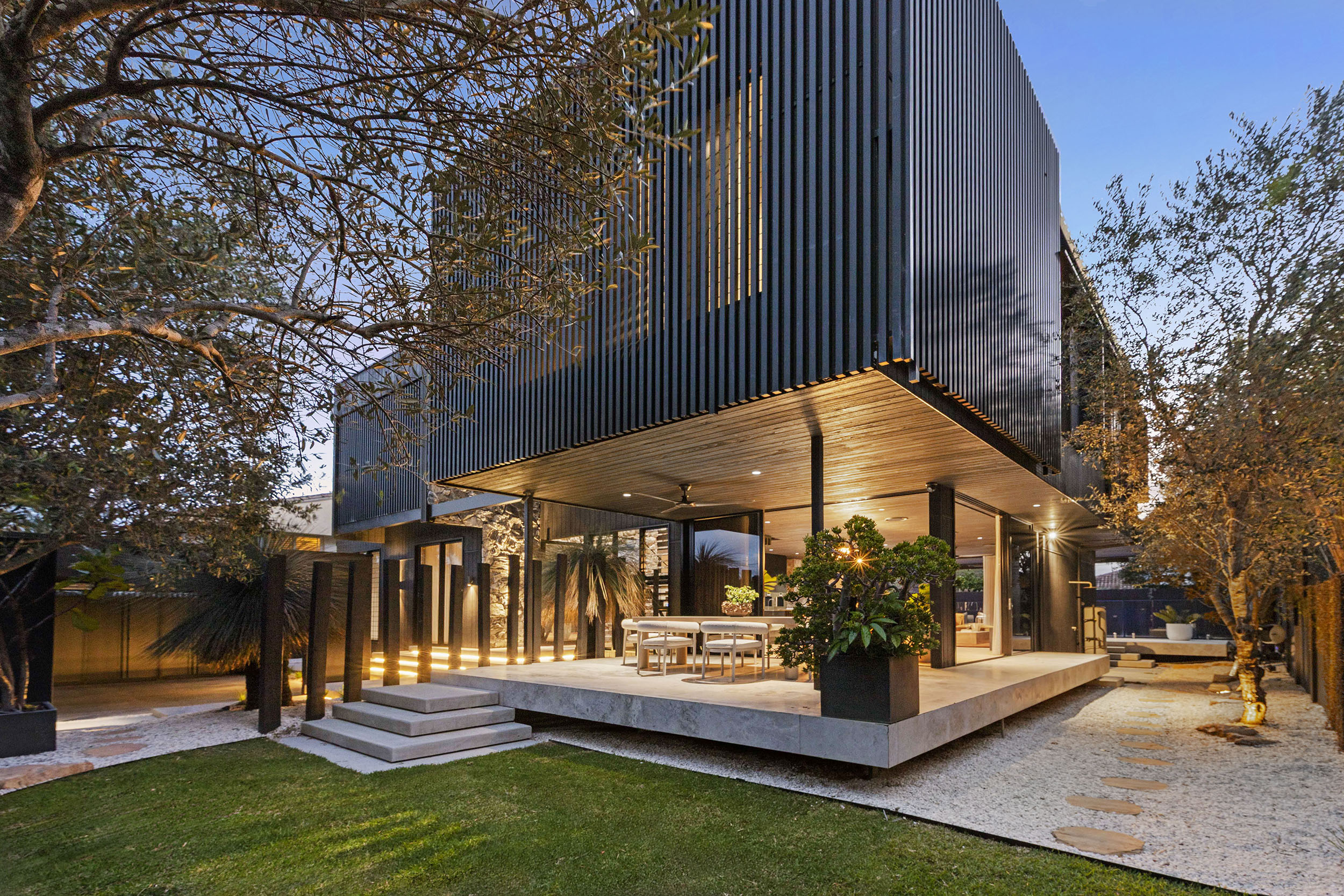 6 Denawen Street