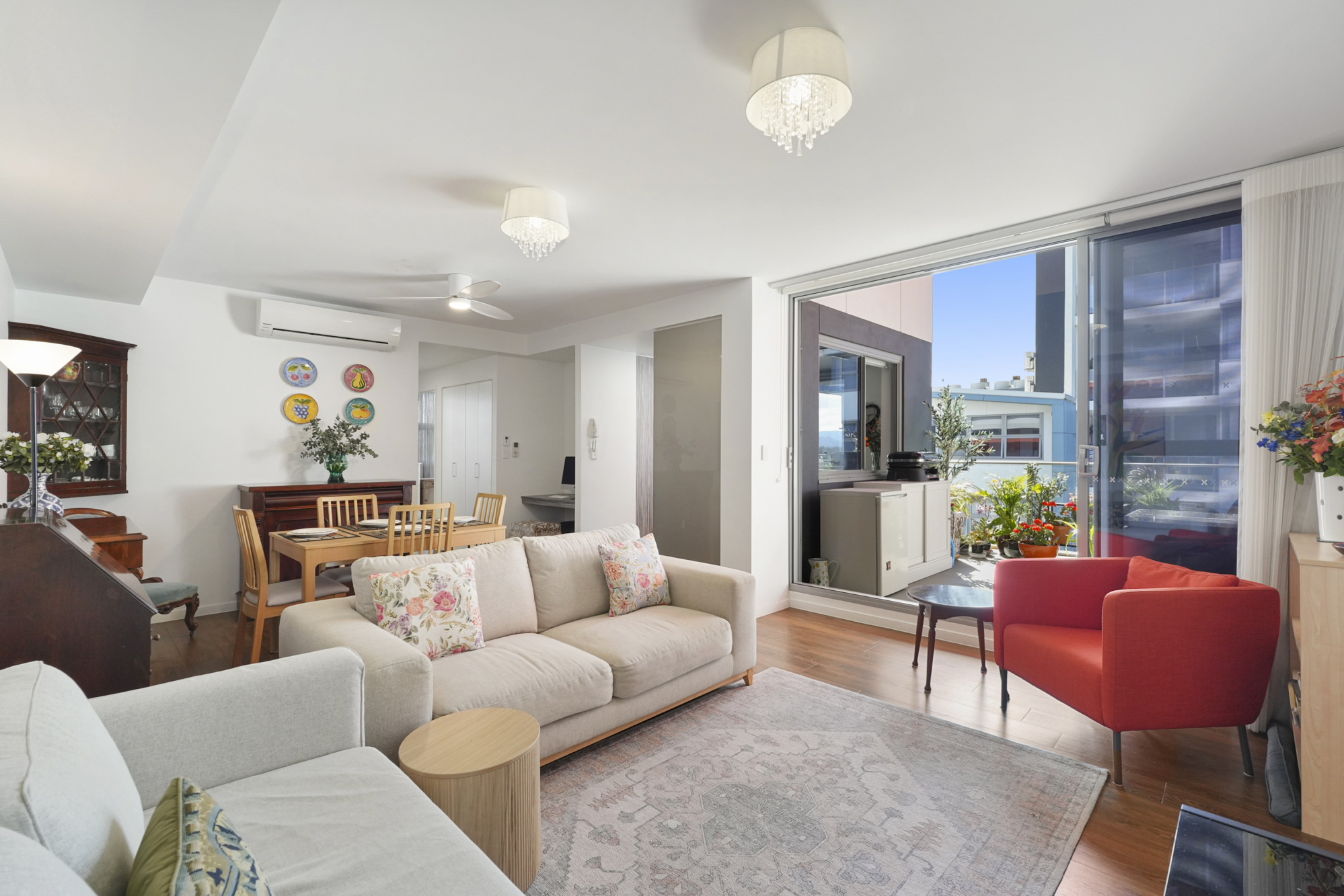 1606/42 Laver Drive