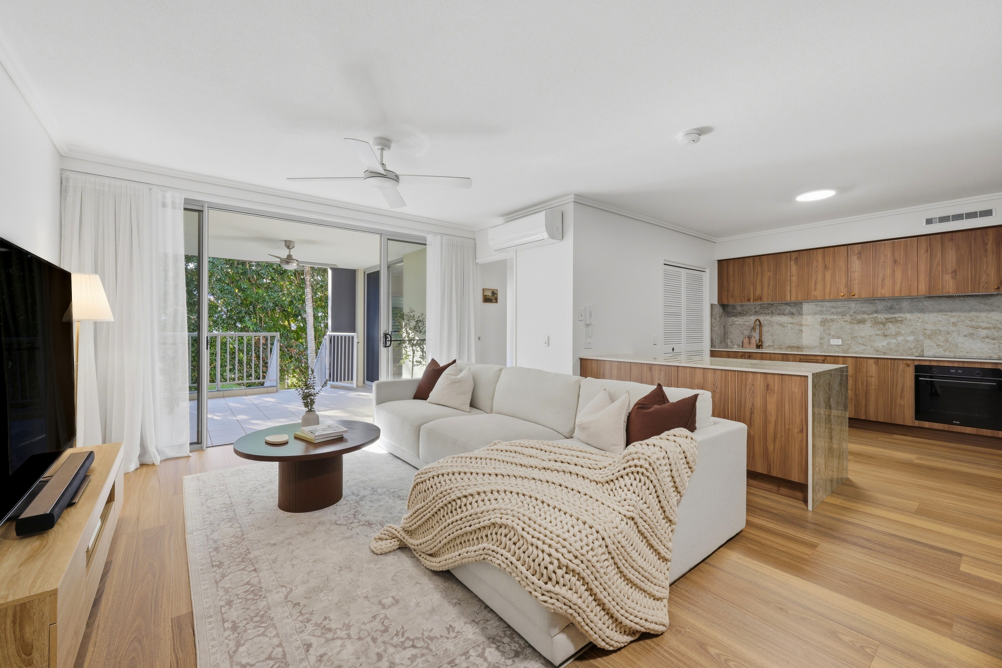 2/64 Riverwalk Avenue