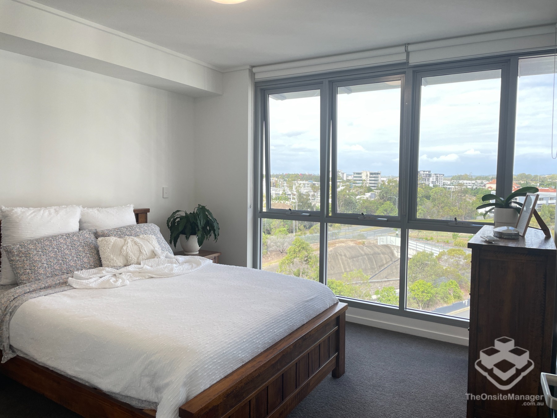 3711/42 Laver Drive