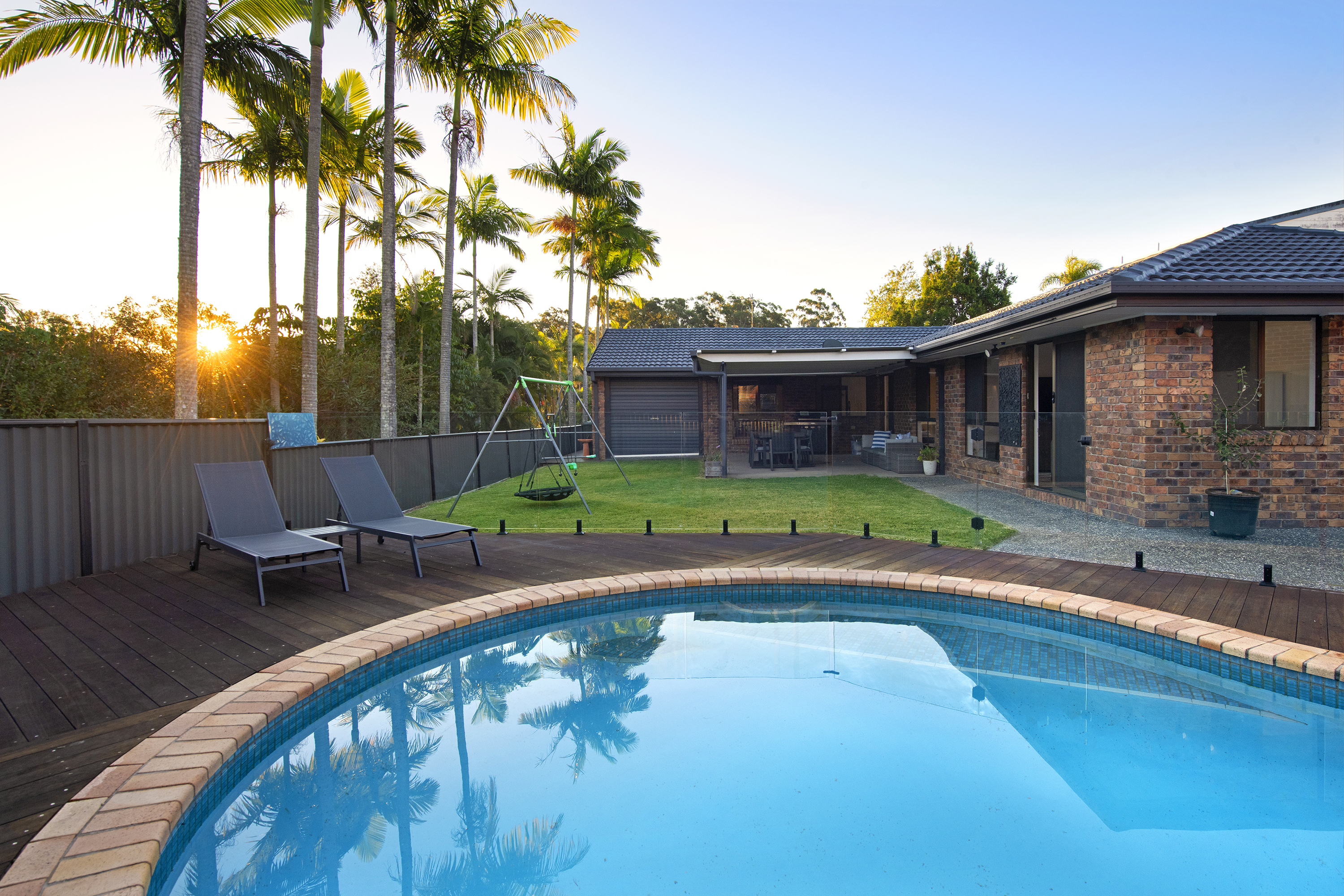 10 Glen Eagles Drive