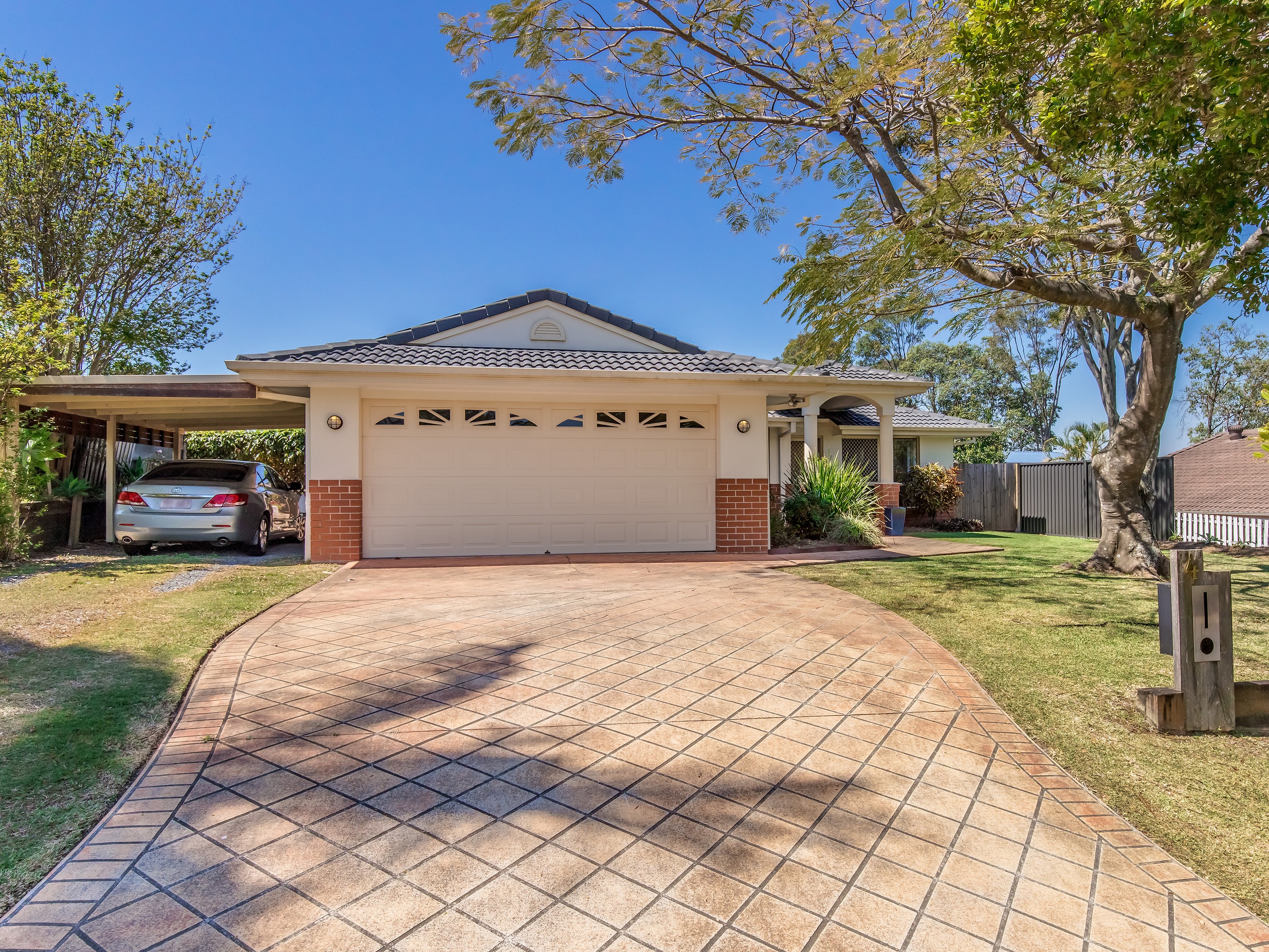 4 Stillwater Crescent