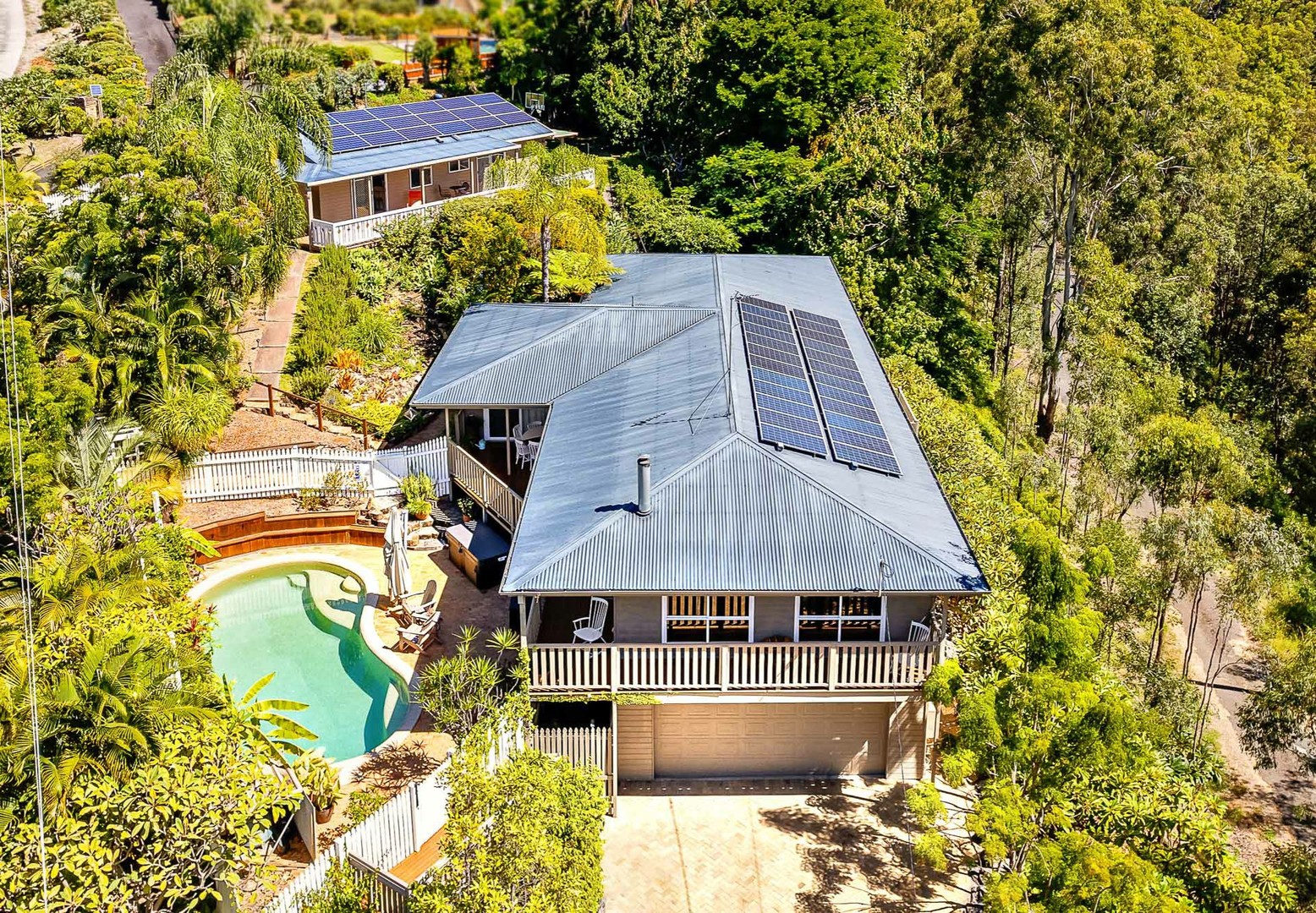 33 Glenrowan Drive