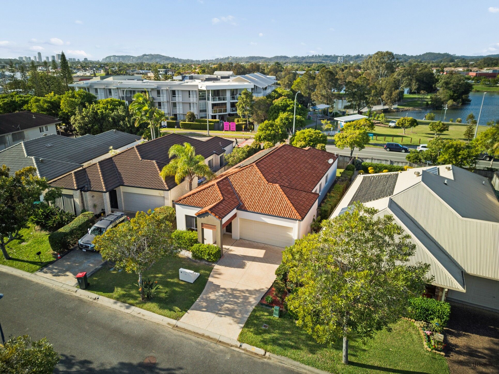 8 Morea Court