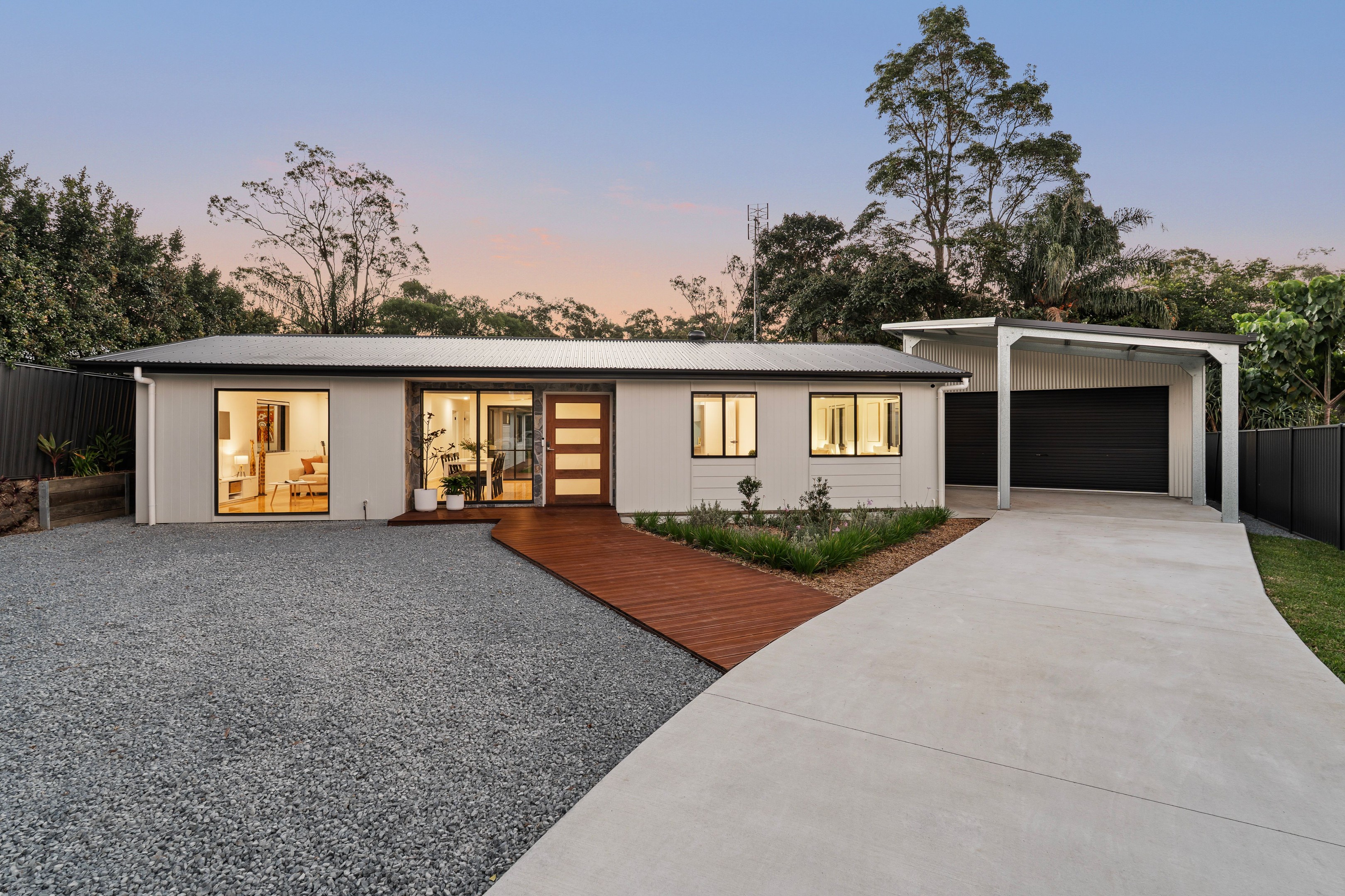 39 Lexington Drive