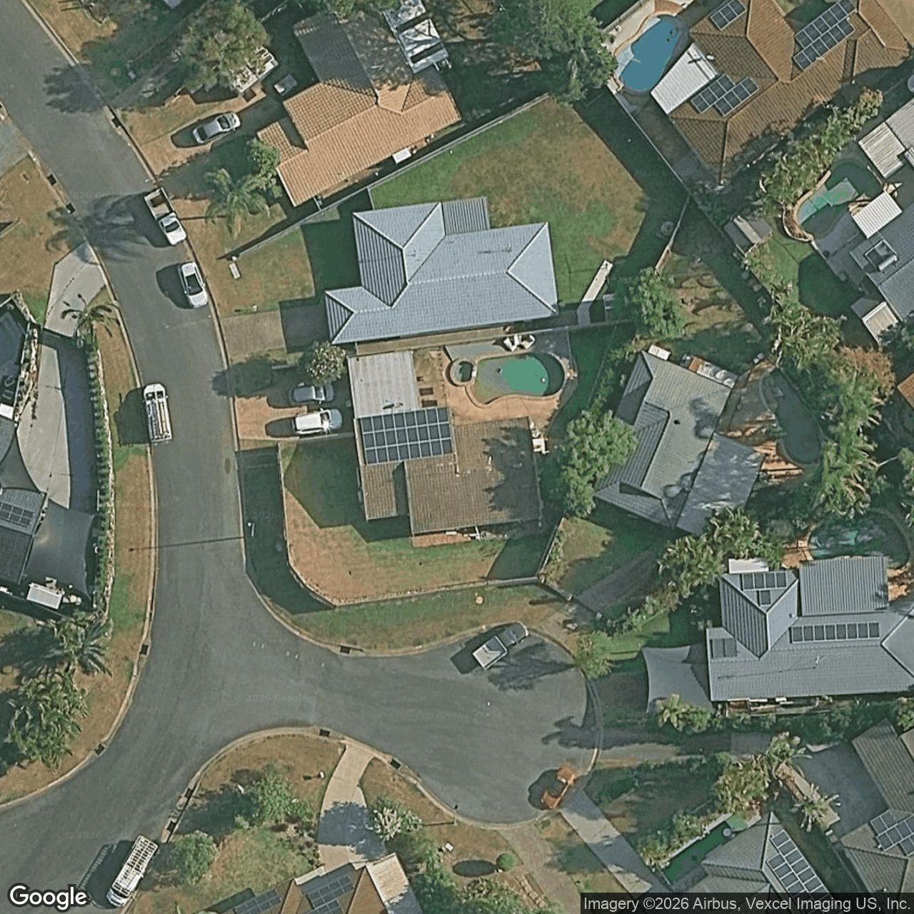 Aerial view of 32 Jancoon Court, Carrara QLD 4211