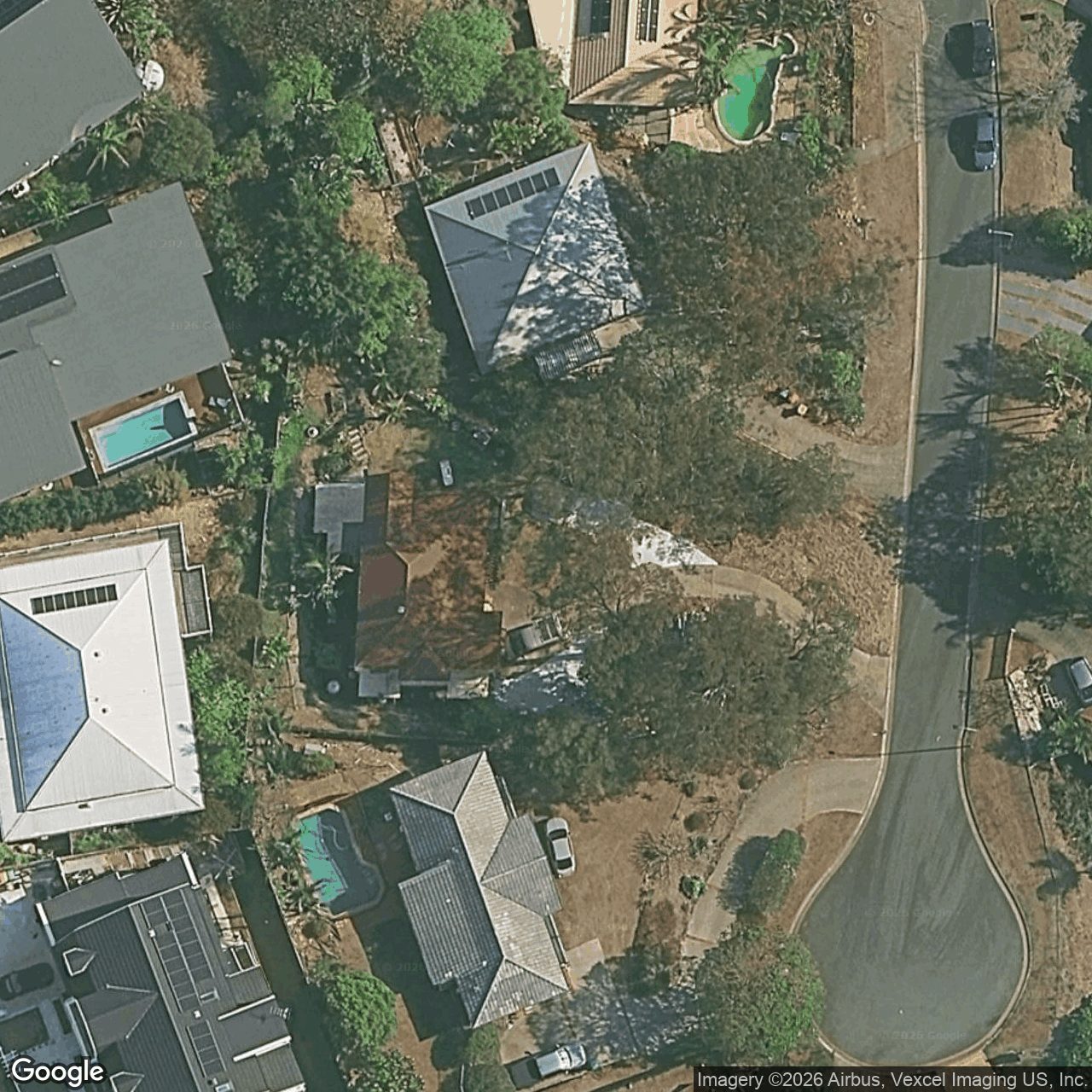 Aerial view of 6 Paddington Drive, Carrara QLD 4211