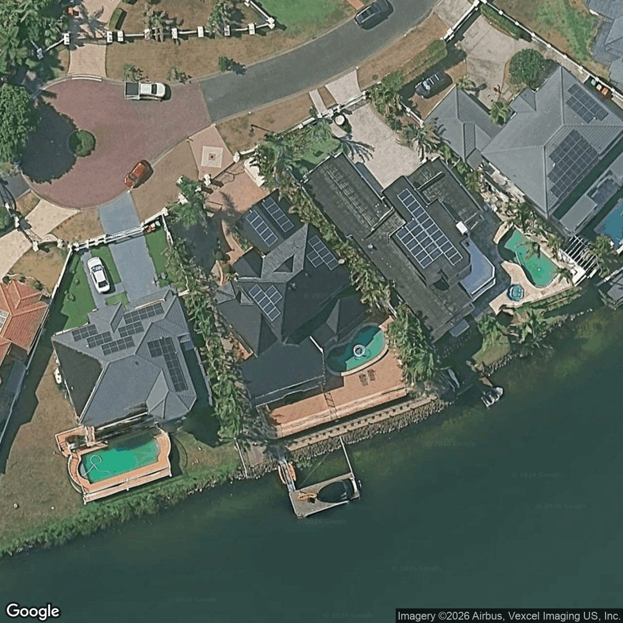 Aerial view of 20 Staysail Crescent, Clear Island Waters QLD 4226