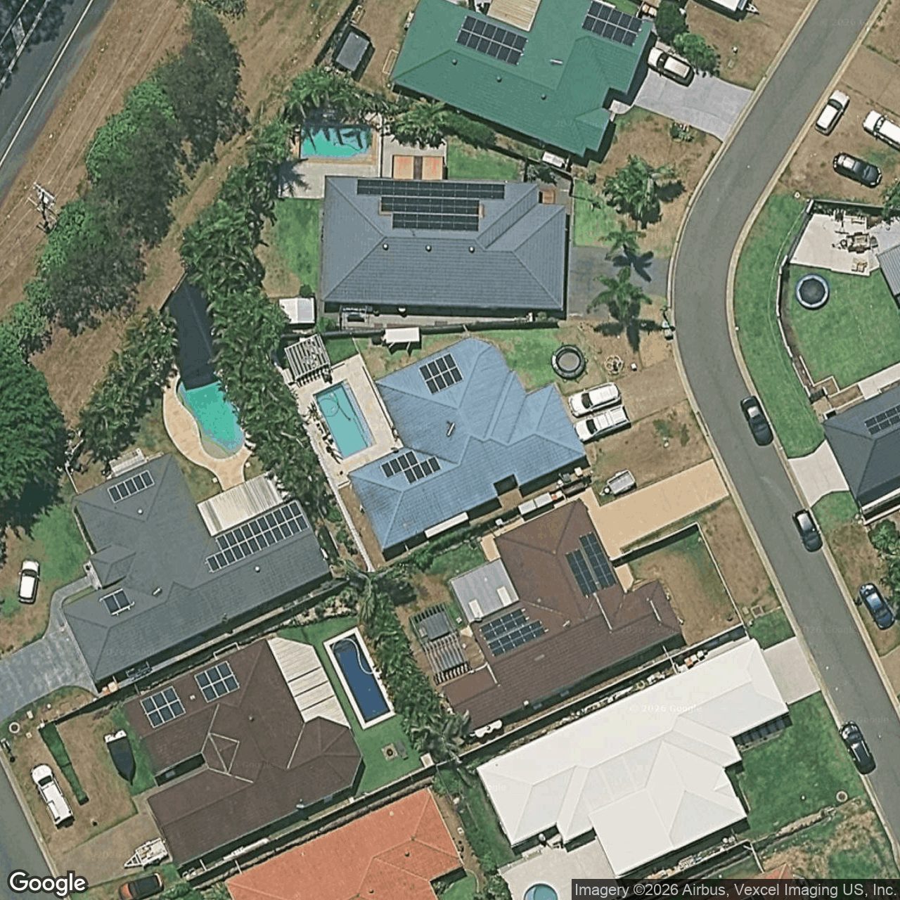 Aerial view of 39 Northlakes Drive, Elanora QLD 4221