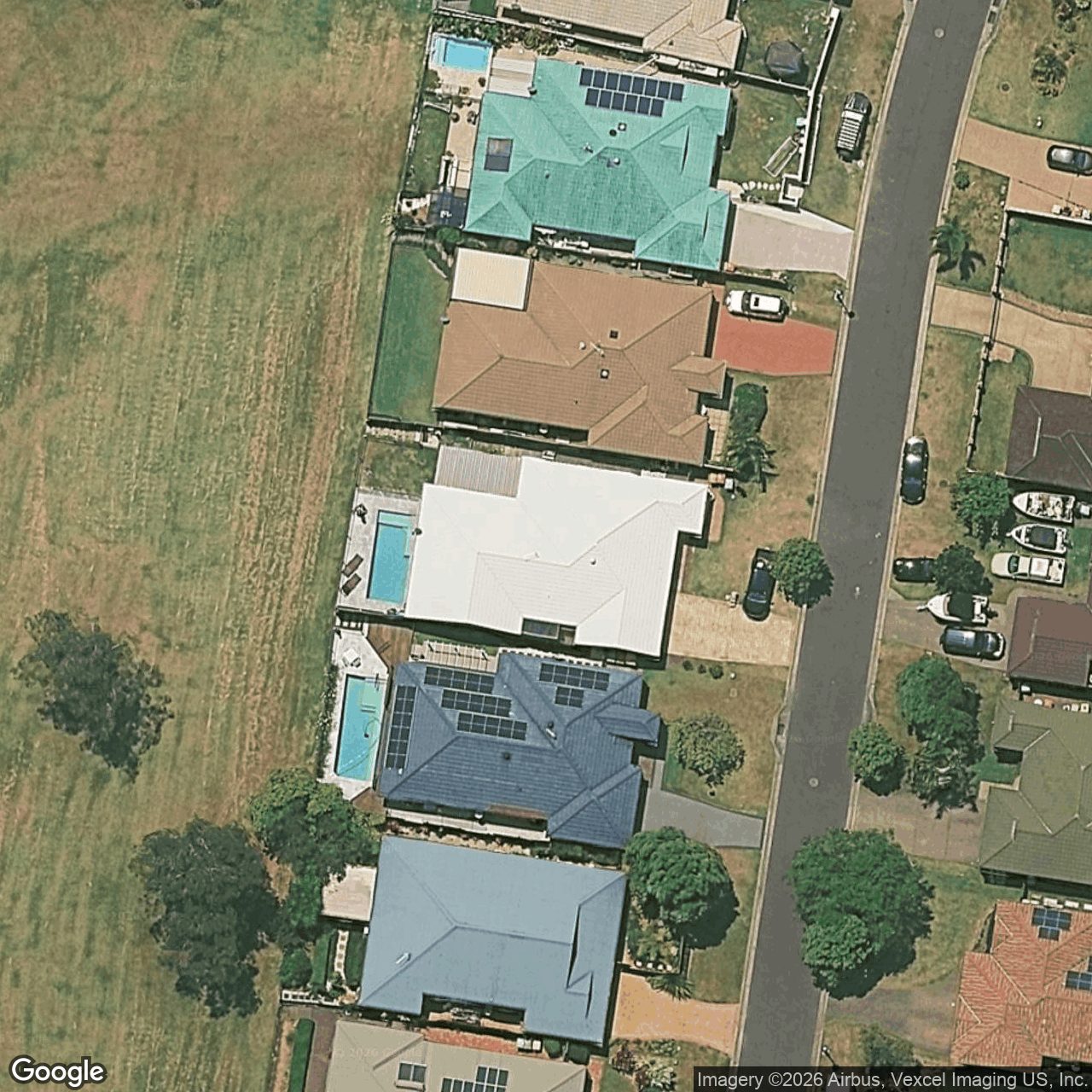 Aerial view of 33 Tussock Crescent, Elanora QLD 4221