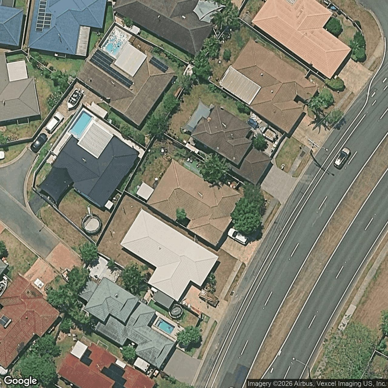 Aerial view of 286 Nineteenth Avenue, Elanora QLD 4221