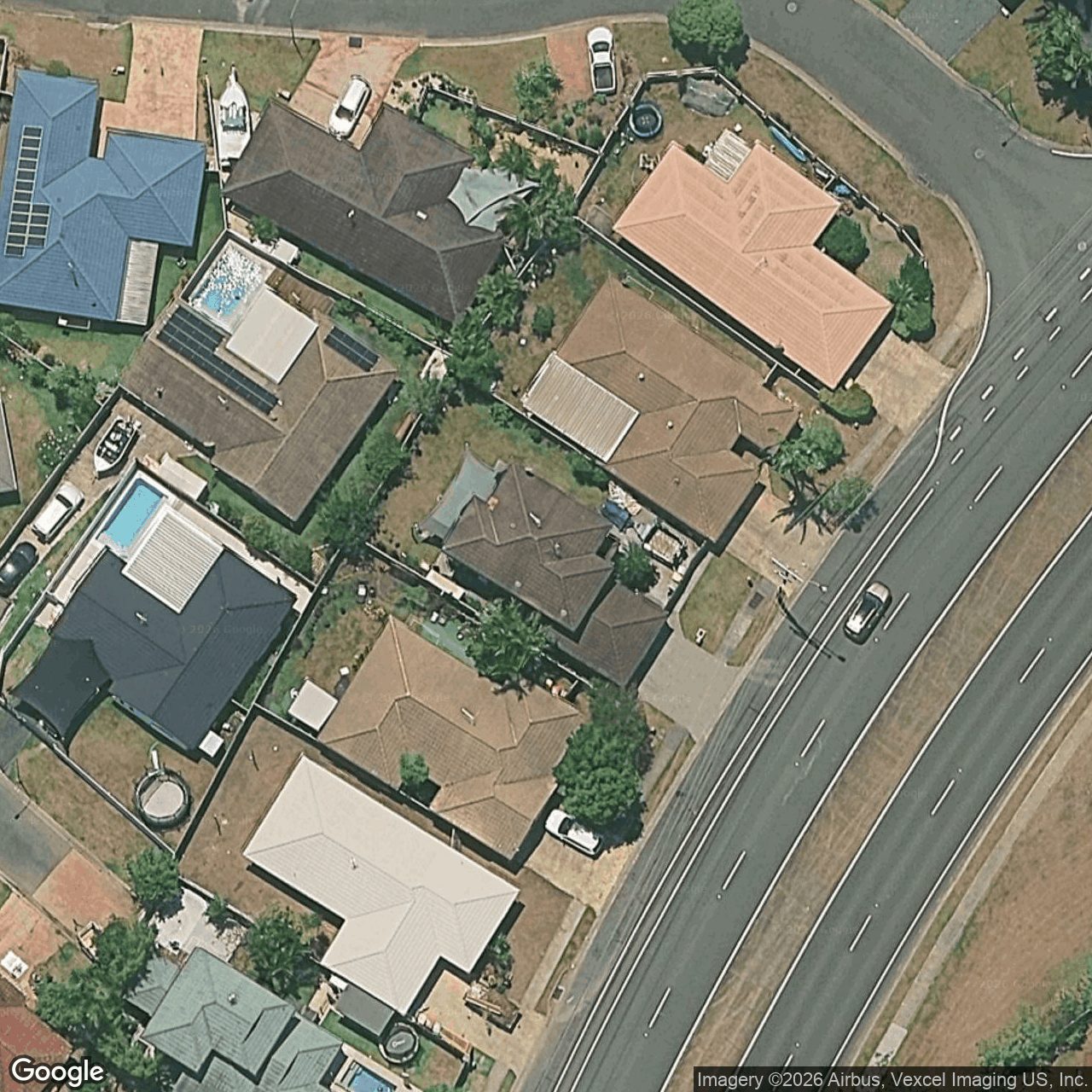 Aerial view of 284 Nineteenth Avenue, Elanora QLD 4221