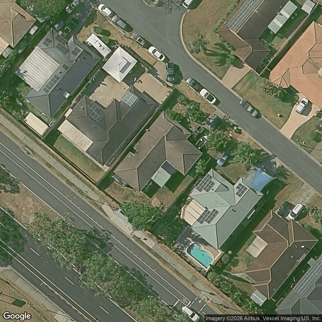 Aerial view of 16 Glengarry Close, Highland Park QLD 4211