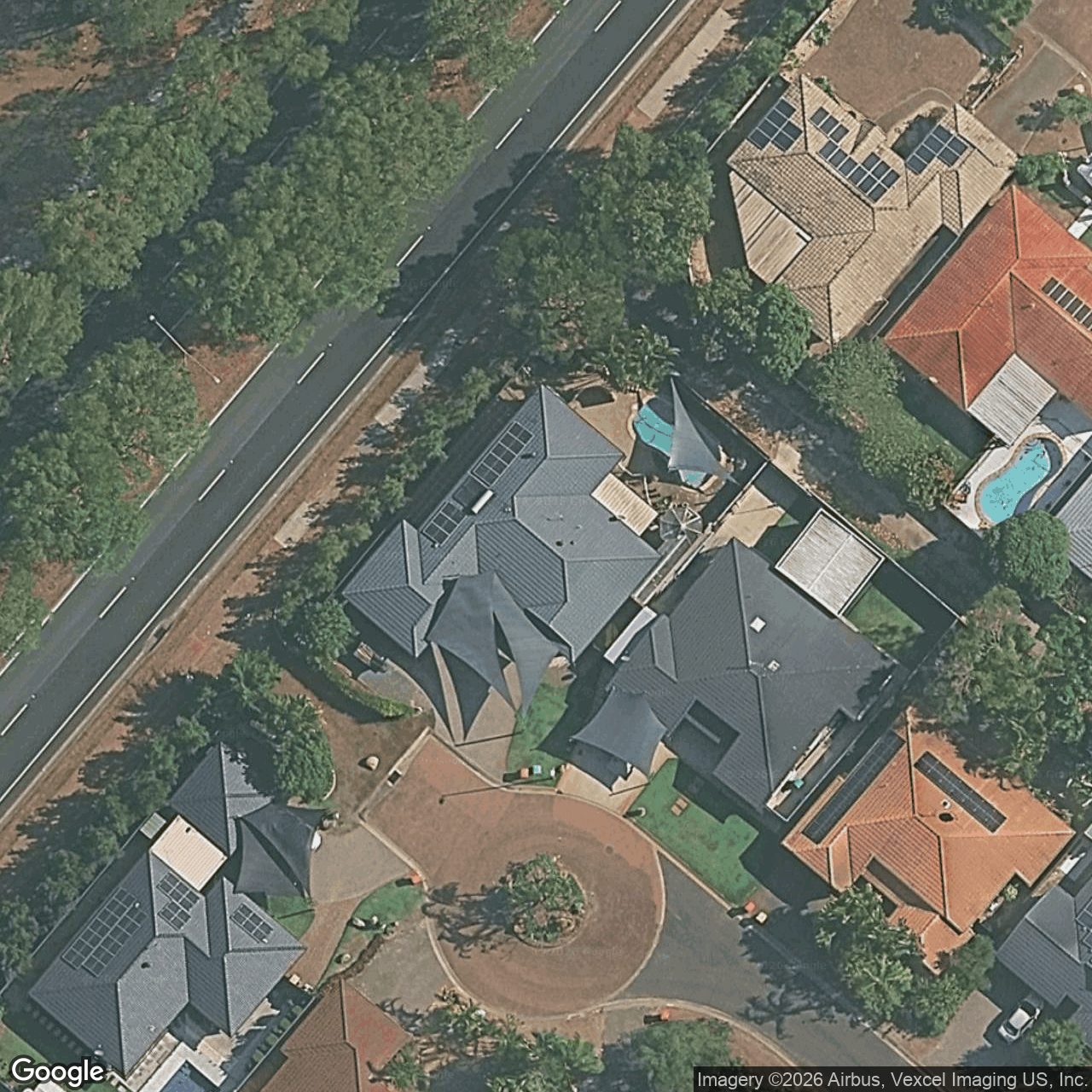 Aerial view of 27 Oakleigh Circuit, Robina QLD 4226