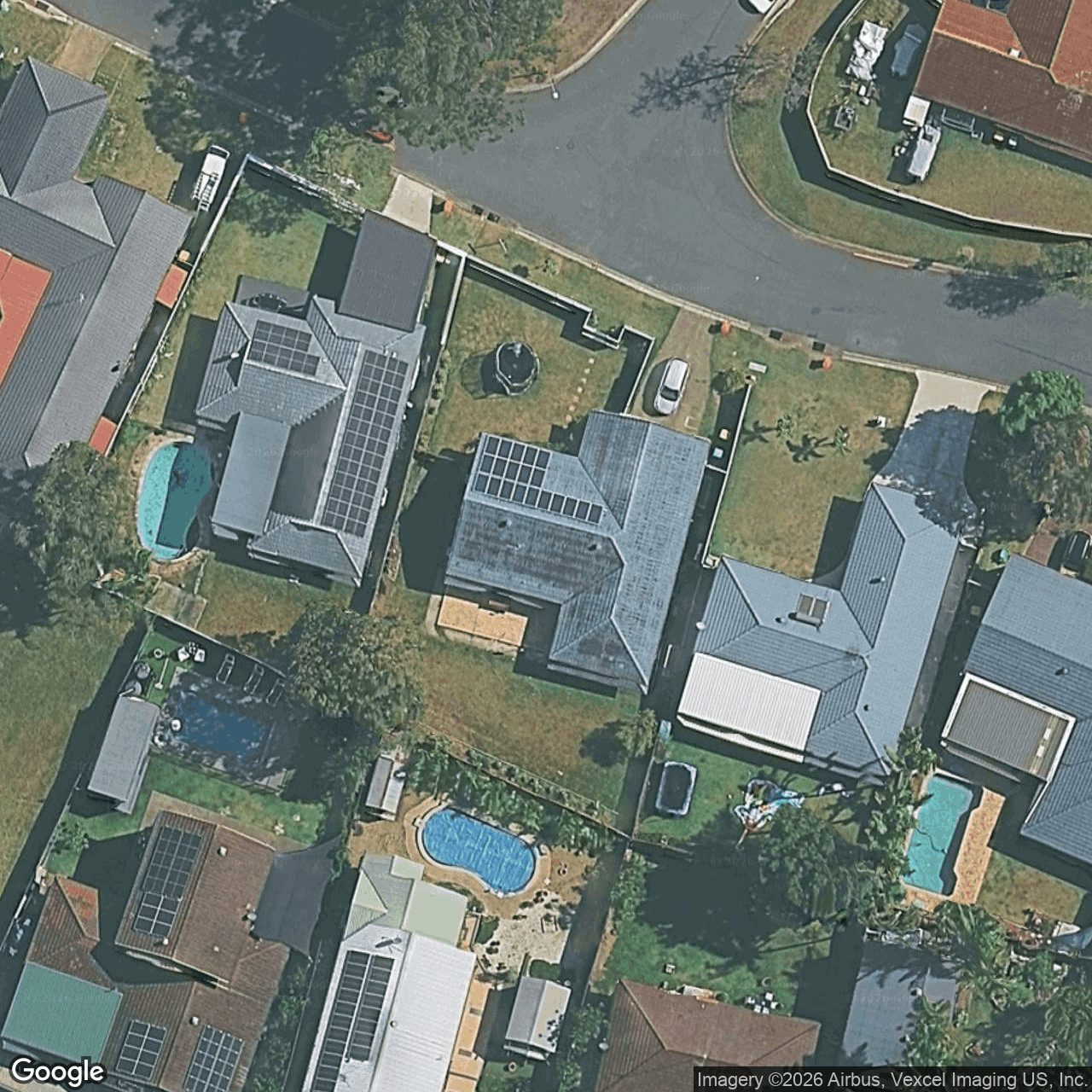 Aerial view of 10 Queenscliff Crescent, Robina QLD 4226