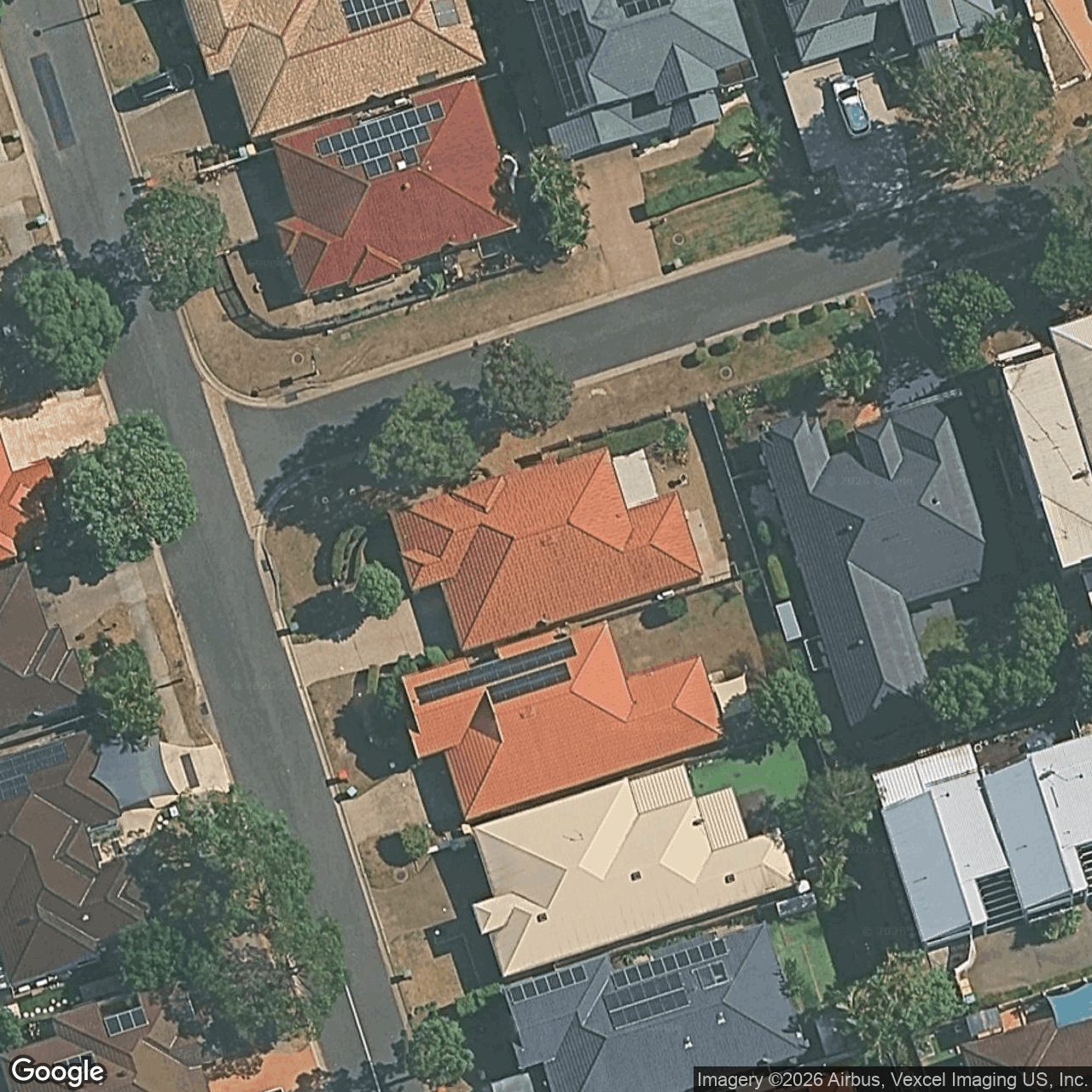 Aerial view of 24 Hillridge Crescent, Varsity Lakes QLD 4227