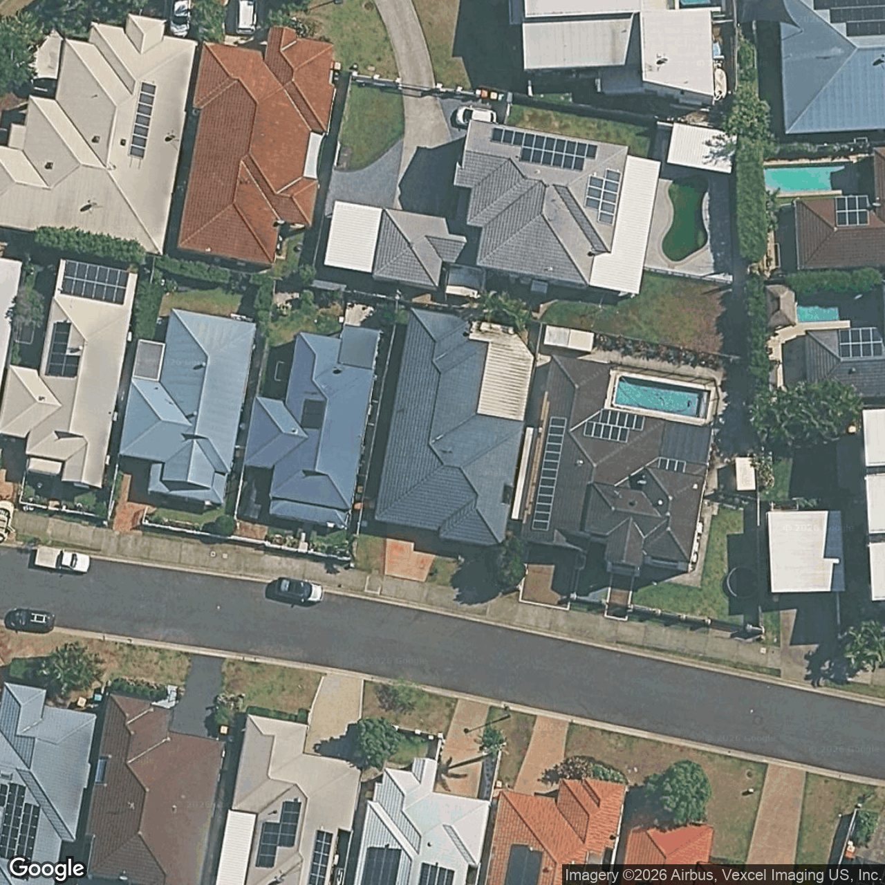 Aerial view of 5 Grenada Court, Varsity Lakes QLD 4227