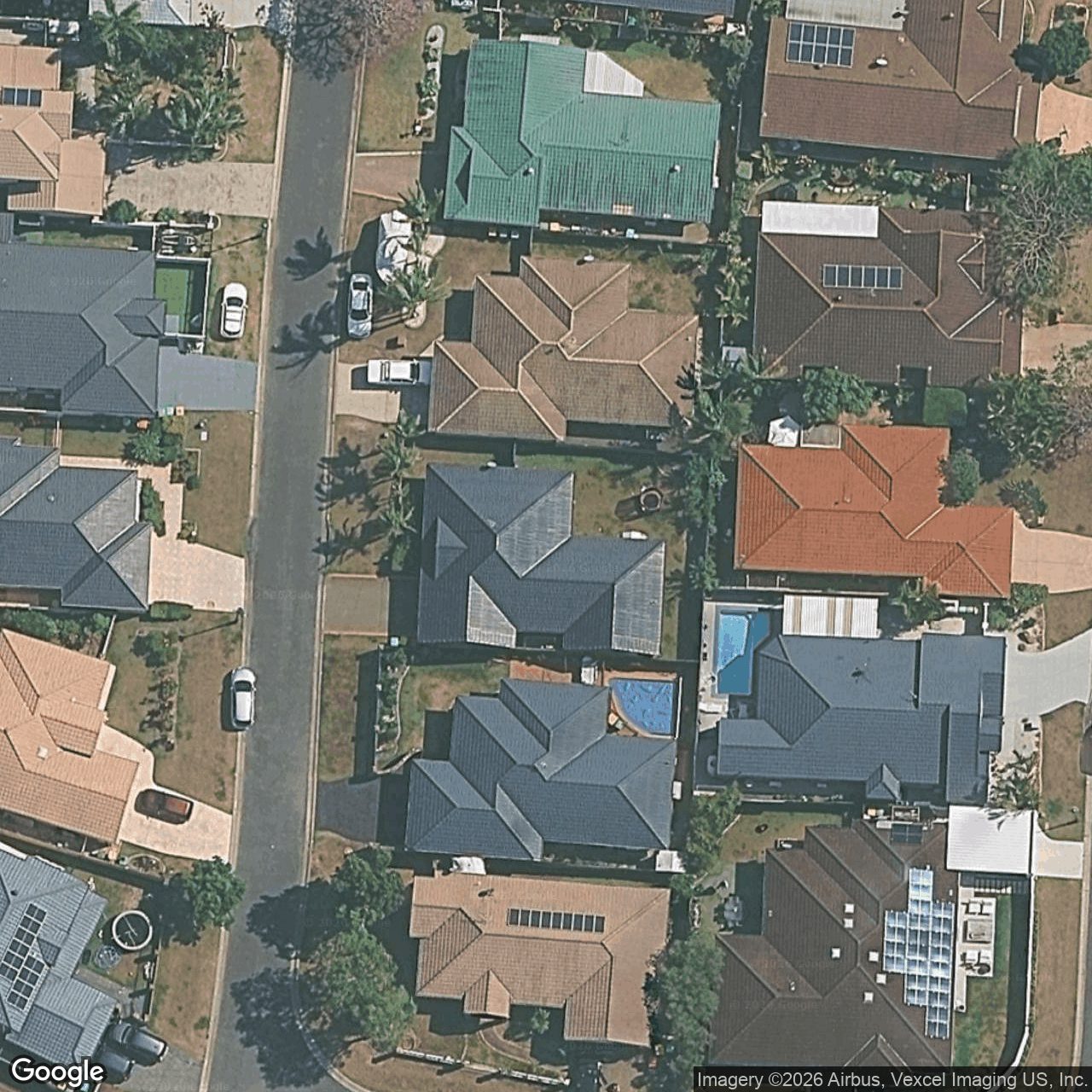 Aerial view of 10 Notre Dame Court, Varsity Lakes QLD 4227