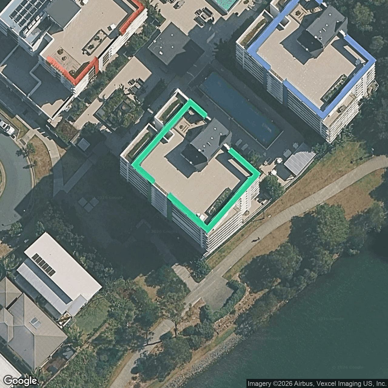 Aerial view of 333/33 Lakefront Crescent